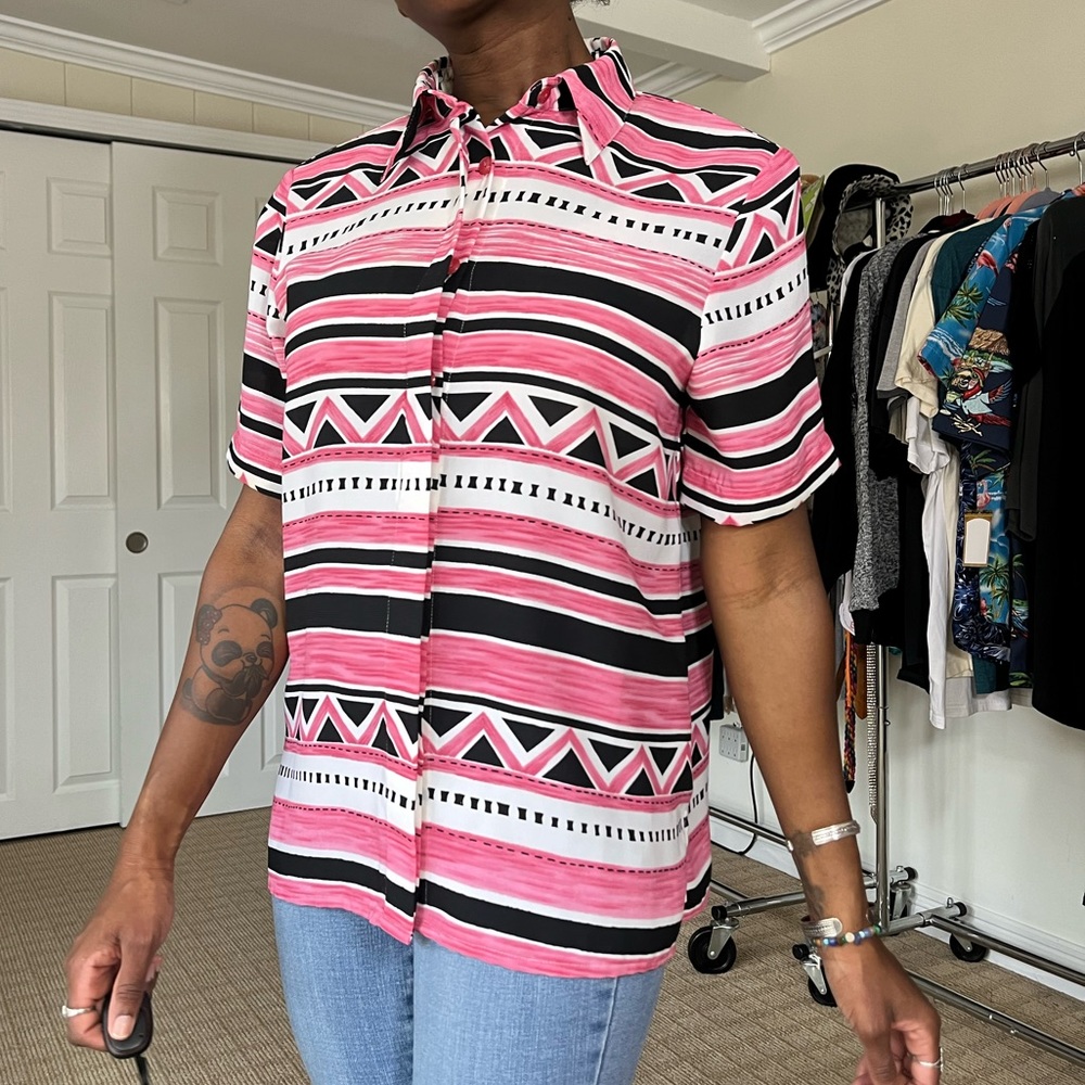 Black and pink funky design button up blouse shirt top Alfred Dunner size 10 - Picture 3 of 7